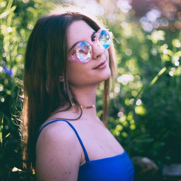 Kaleidoscope diffraction glasses- PINK FRAMES - Picture 2 of 3